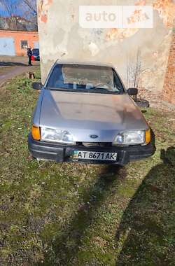 Седан Ford Sierra 1987 в Калуші