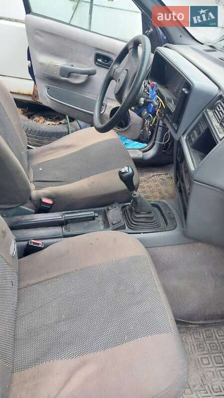 Седан Ford Sierra 1988 в Ровно фото 3 Седан Ford Sierra 1988 в Ровно