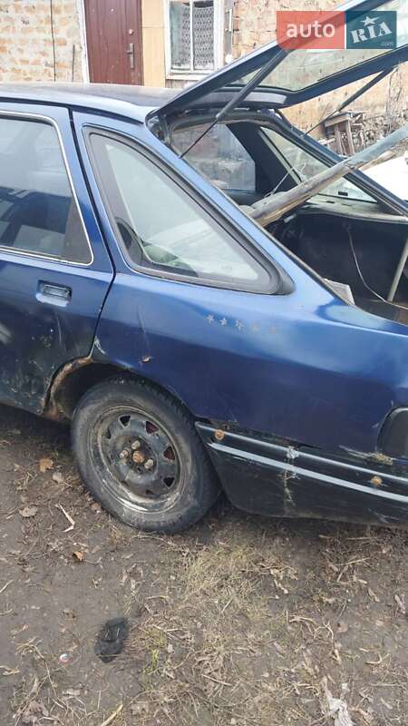 Седан Ford Sierra 1988 в Ровно фото 11 Седан Ford Sierra 1988 в Ровно