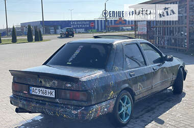 Седан Ford Sierra 1991 в Нововолынске