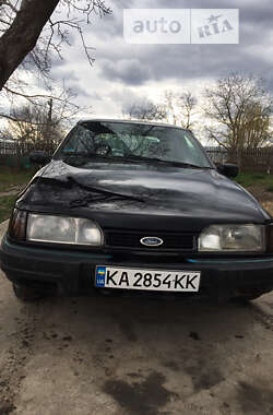 Лифтбек Ford Sierra 1991 в Корсуне-Шевченковском