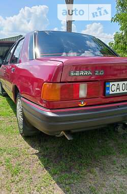 Седан Ford Sierra 1988 в Золотоноше