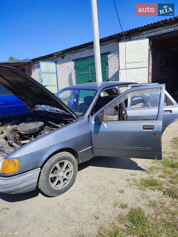 Лифтбек Ford Sierra 1987 в Ковеле