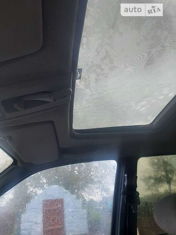 Седан Ford Sierra 1988 в Гощі фото 7 Седан Ford Sierra 1988 в Гощі