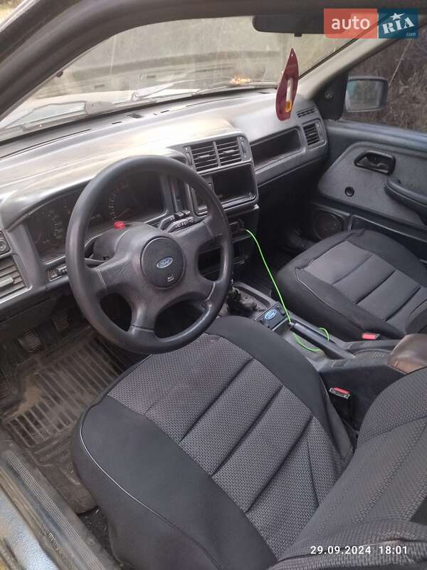 Универсал Ford Sierra 1992 в Бершади