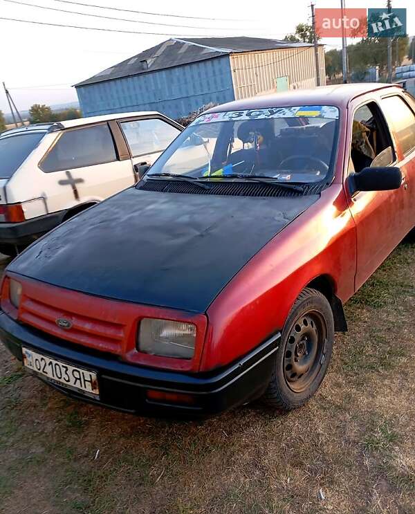 Лифтбек Ford Sierra 1985 в Сумах