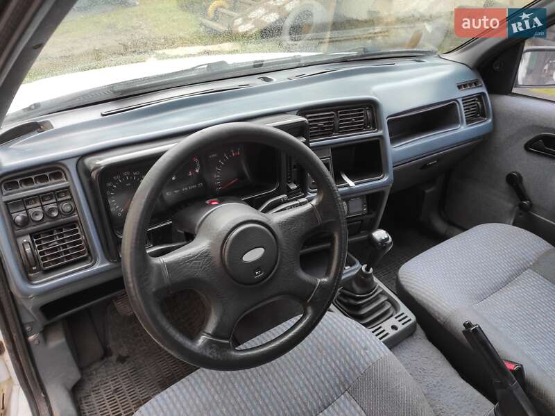 Седан Ford Sierra 1988 в Черновцах
