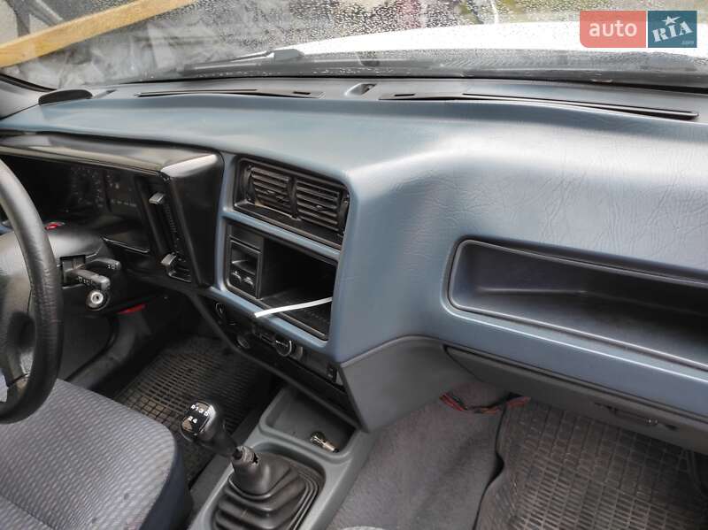 Седан Ford Sierra 1988 в Черновцах
