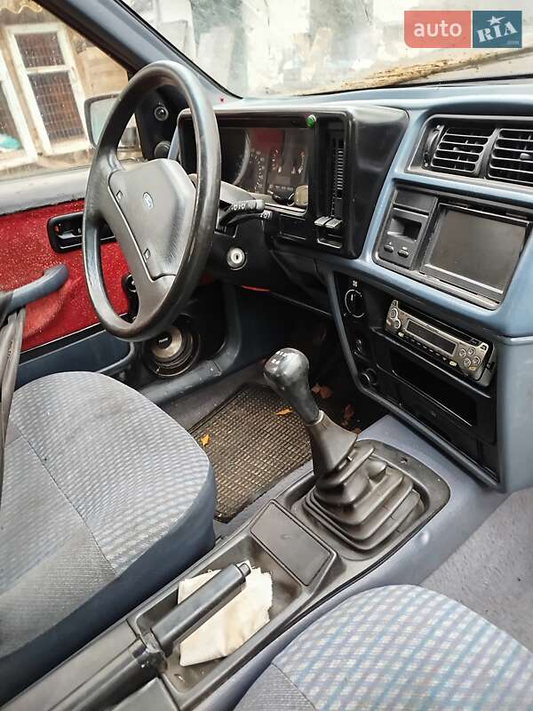 Универсал Ford Sierra 1988 в Киеве фото 2 Универсал Ford Sierra 1988 в Киеве