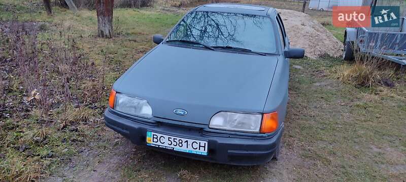 Седан Ford Sierra 1987 в Камені-Каширському