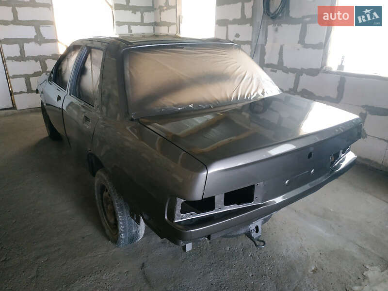 Седан Ford Sierra 1987 в Черноморске