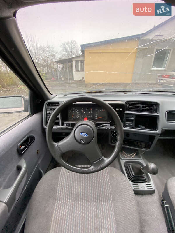 Седан Ford Sierra 1988 в Полтаве