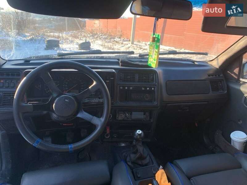 Лифтбек Ford Sierra 1984 в Полтаве