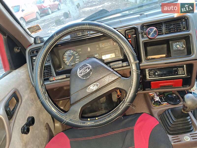 Лифтбек Ford Sierra 1986 в Умани