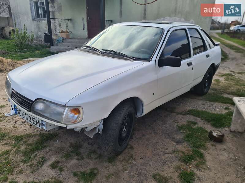 Седан Ford Sierra 1990 в Камне-Каширском