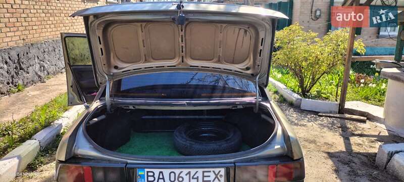 Седан Ford Sierra 1990 в Кропивницком
