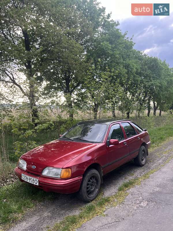 Седан Ford Sierra 1987 в Горохове