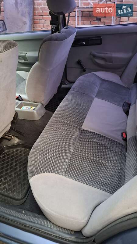 Седан Ford Sierra 1987 в Кропивницком фото 7 Седан Ford Sierra 1987 в Кропивницком