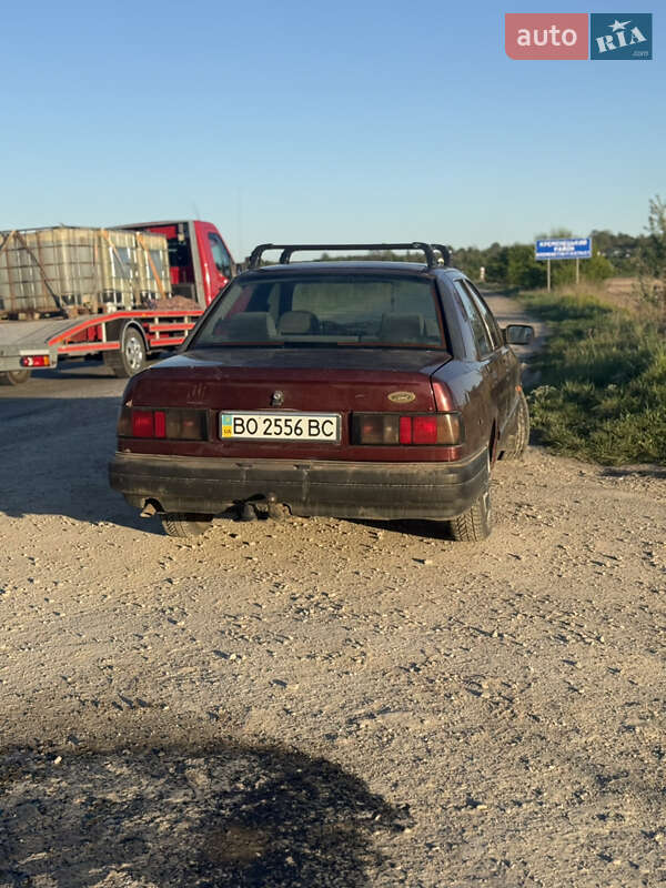Седан Ford Sierra 1988 в Радивилове