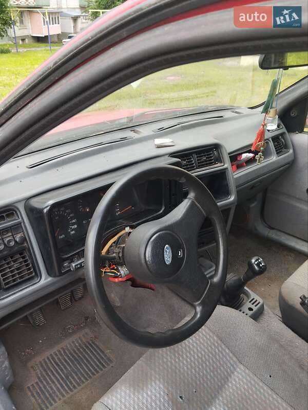 Седан Ford Sierra 1992 в Стебнику фото 3 Седан Ford Sierra 1992 в Стебнику