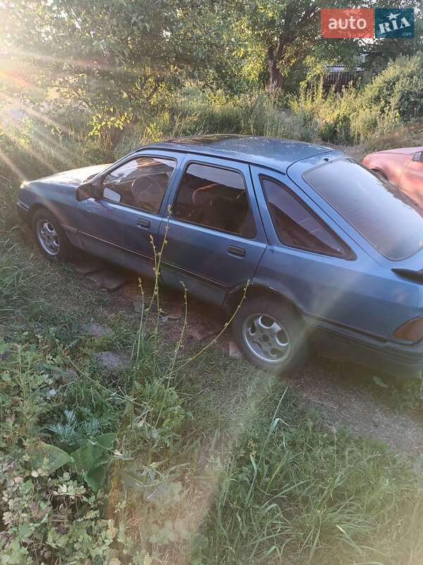 Лифтбек Ford Sierra 1986 в Лозовой