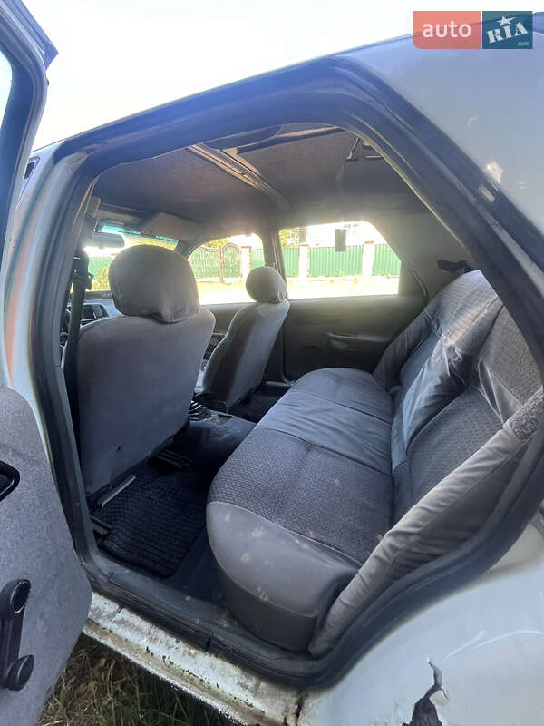 Седан Ford Sierra 1989 в Киеве