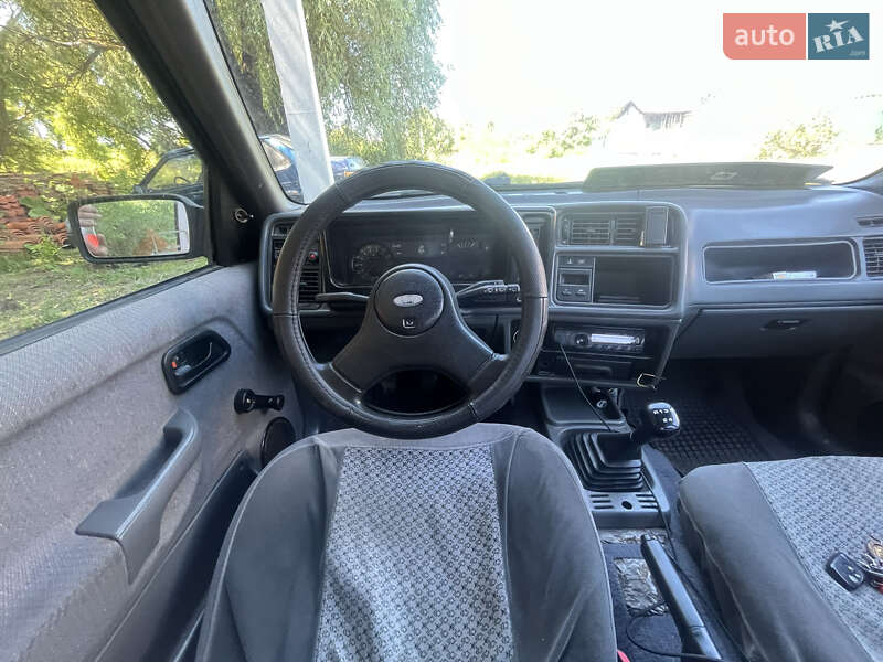 Седан Ford Sierra 1989 в Киеве