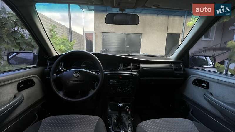Седан Ford Sierra 1988 в Николаеве