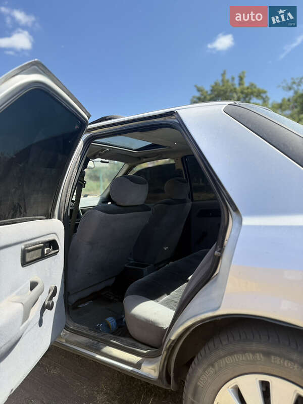 Седан Ford Sierra 1990 в Кропивницькому