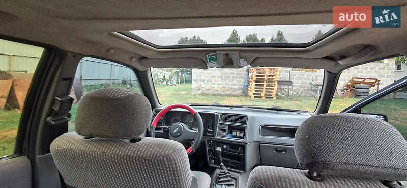Седан Ford Sierra 1988 в Умани