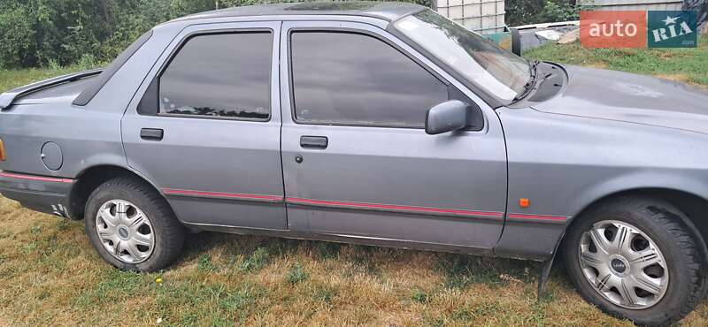 Седан Ford Sierra 1988 в Умани