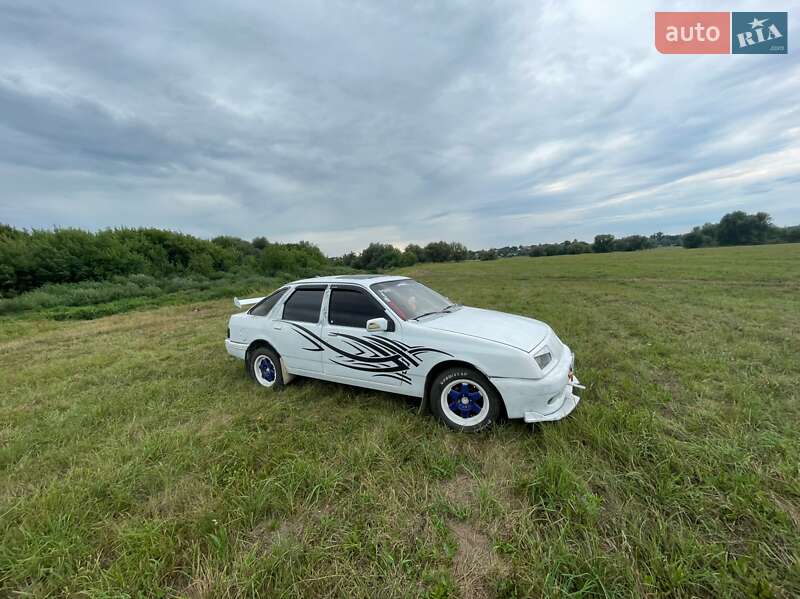 Лифтбек Ford Sierra 1985 в Радомышле