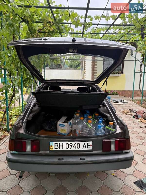 Ліфтбек Ford Sierra 1986 в Великодолинському фото 3 Ліфтбек Ford Sierra 1986 в Великодолинському