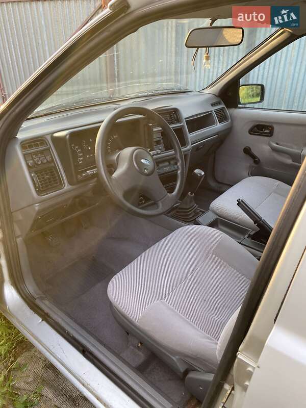 Лифтбек Ford Sierra 1987 в Калиновке фото 8 Лифтбек Ford Sierra 1987 в Калиновке