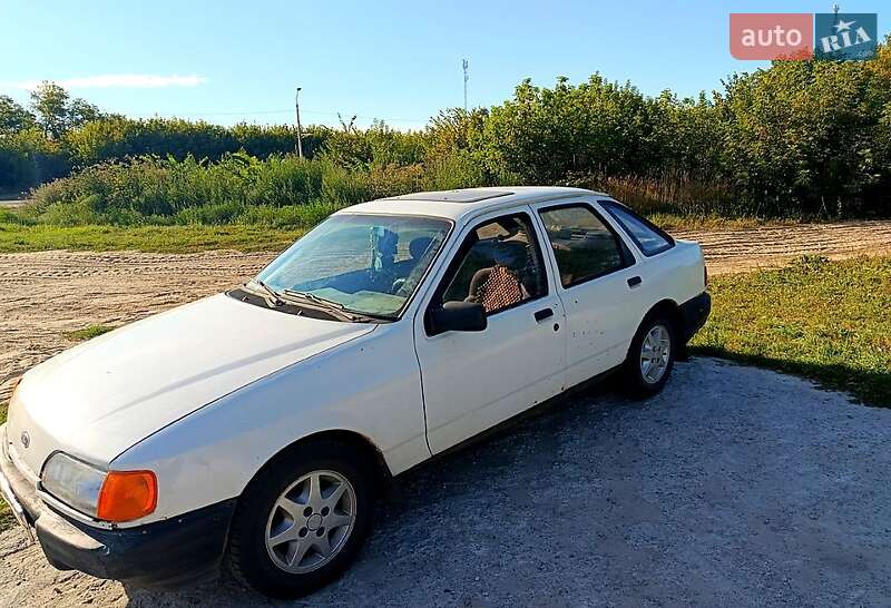 Седан Ford Sierra 1987 в Чернигове