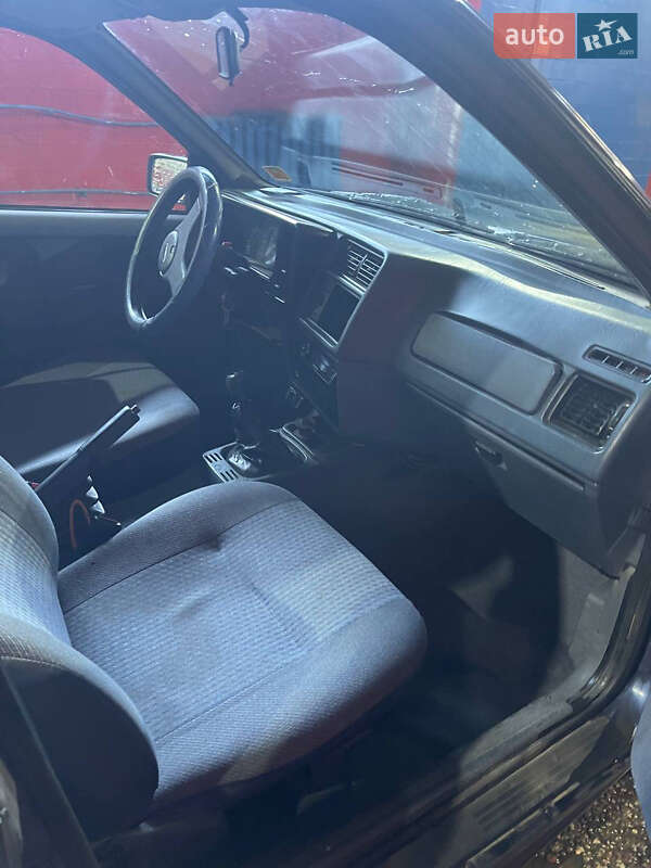 Лифтбек Ford Sierra 1989 в Кропивницком фото 7 Лифтбек Ford Sierra 1989 в Кропивницком