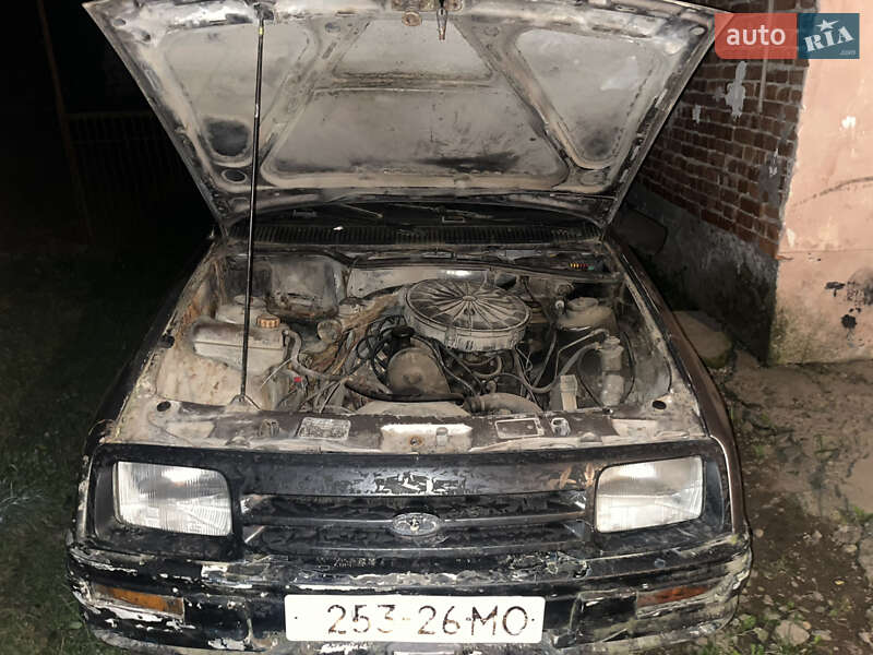 Лифтбек Ford Sierra 1986 в Белках