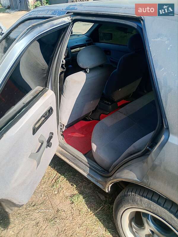 Седан Ford Sierra 1989 в Ивано-Франковске фото 5 Седан Ford Sierra 1989 в Ивано-Франковске