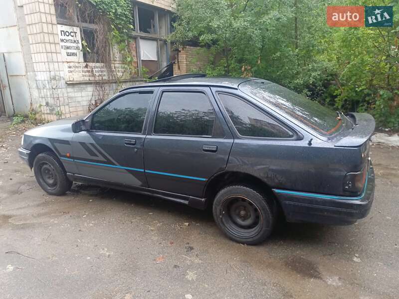 Седан Ford Sierra 1990 в Киеве