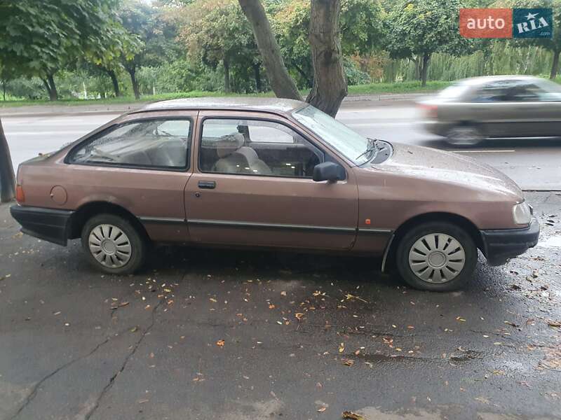 Лифтбек Ford Sierra 1989 в Ровно