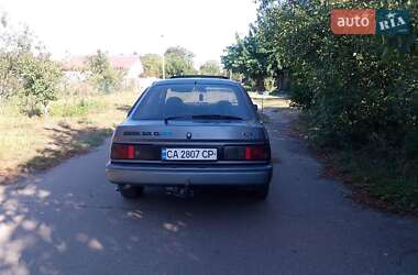 Ліфтбек Ford Sierra 1990 в 