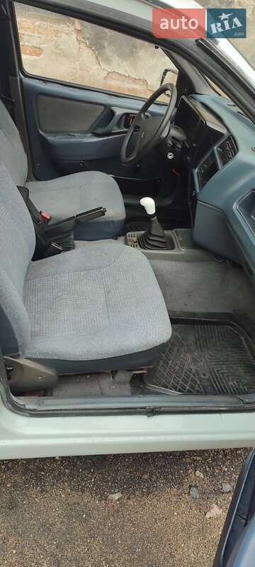 Ліфтбек Ford Sierra 1986 в Києві фото 9 Ліфтбек Ford Sierra 1986 в Києві