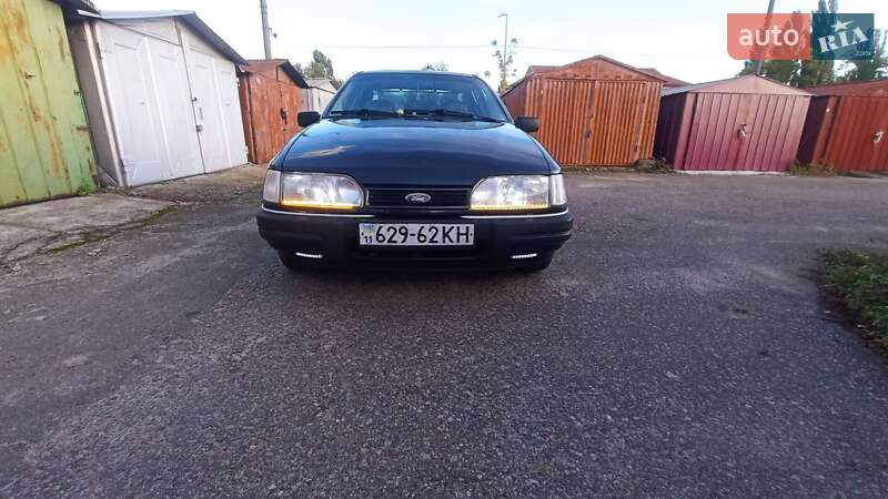 Седан Ford Sierra 1991 в Киеве