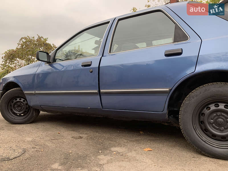 Седан Ford Sierra 1988 в Черкассах