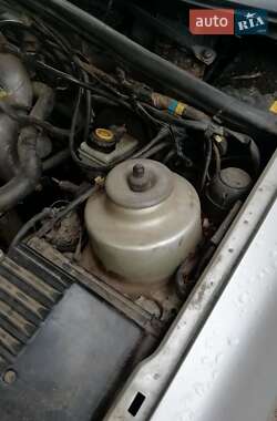 Седан Ford Sierra 1990 в  фото 23 Седан Ford Sierra 1990 в