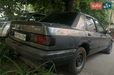 Седан Ford Sierra 1992 в  фото 4 Седан Ford Sierra 1992 в