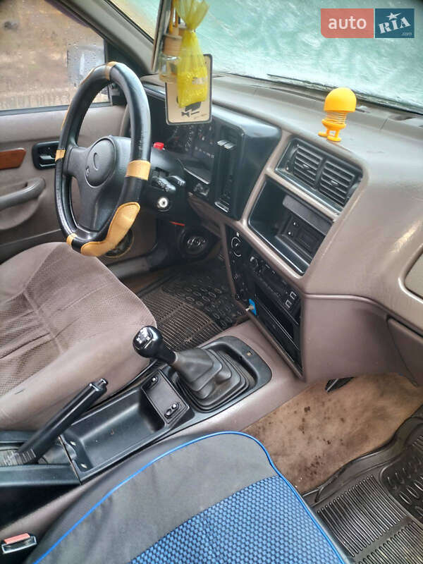 Седан Ford Sierra 1987 в Києві фото 5 Седан Ford Sierra 1987 в Києві
