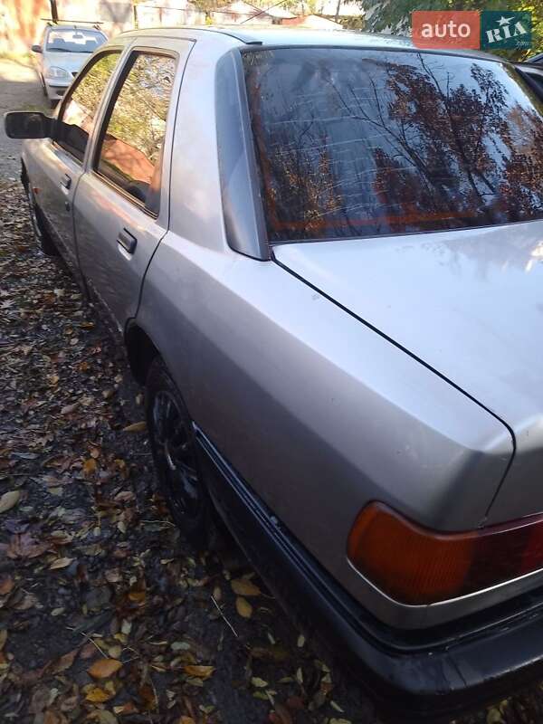 Седан Ford Sierra 1988 в Черновцах фото 2 Седан Ford Sierra 1988 в Черновцах