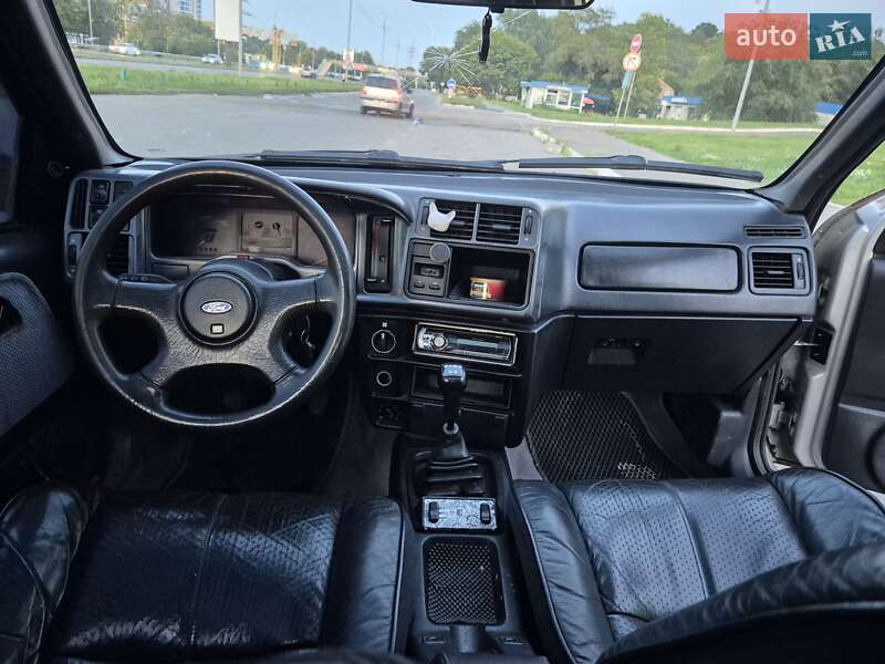 Лифтбек Ford Sierra 1988 в Киеве