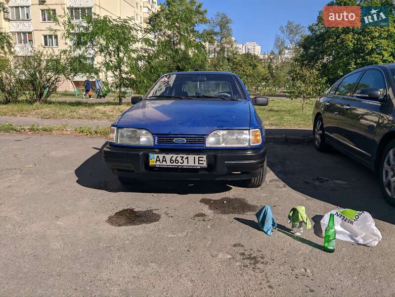 Лифтбек Ford Sierra 1992 в Киеве фото 16 Лифтбек Ford Sierra 1992 в Киеве